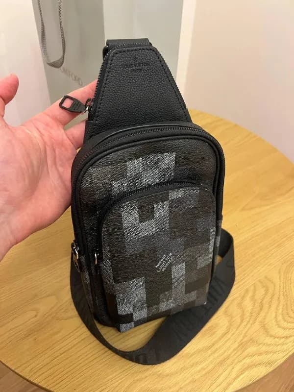 Louis Vuitton Avenue Sling (не оригинал, премиум качество 1:1) — 290 ₾ — Тбилиси — 290 ₾
