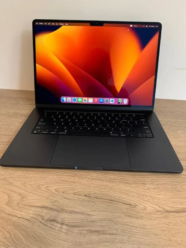 MacBook Air 15.3» Apple M2 (8 °C CPU/10C GPU), 8 GB, 256 GB, Midnight. Купил 2 недели назад, не смог п — Тбилиси — 4 ₾