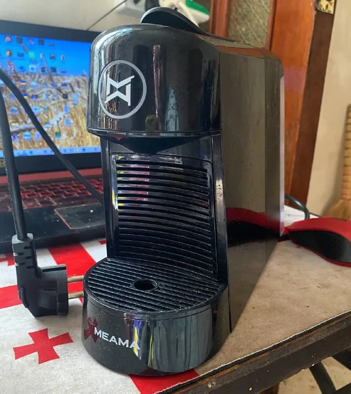 MEAMA Nespresso (европейский формат) CN-A0101 — пользовались мало, буквально чашек 50. Продаем за 250 — Тбилиси — 250 ₾