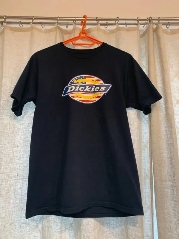 Dickies — размер L/XL — 70 лари. — Тбилиси — 70 ₾