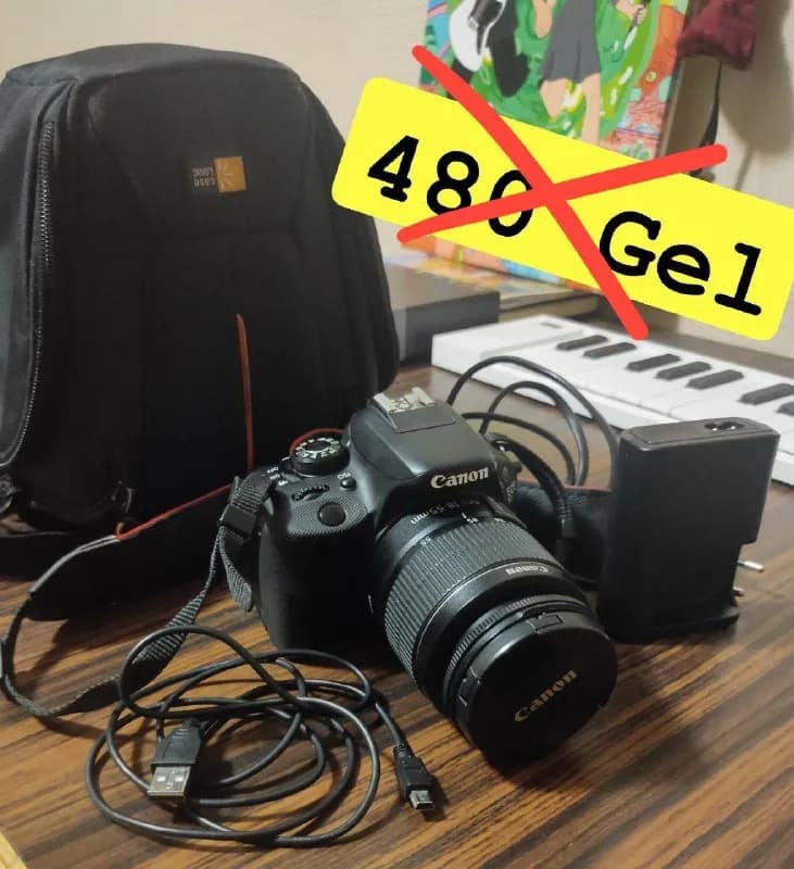 Canon EOS 100D (сенсорный экран, всё по взрослому), полный набор: оригинальная зарядка, аккум, флешк — Тбилиси