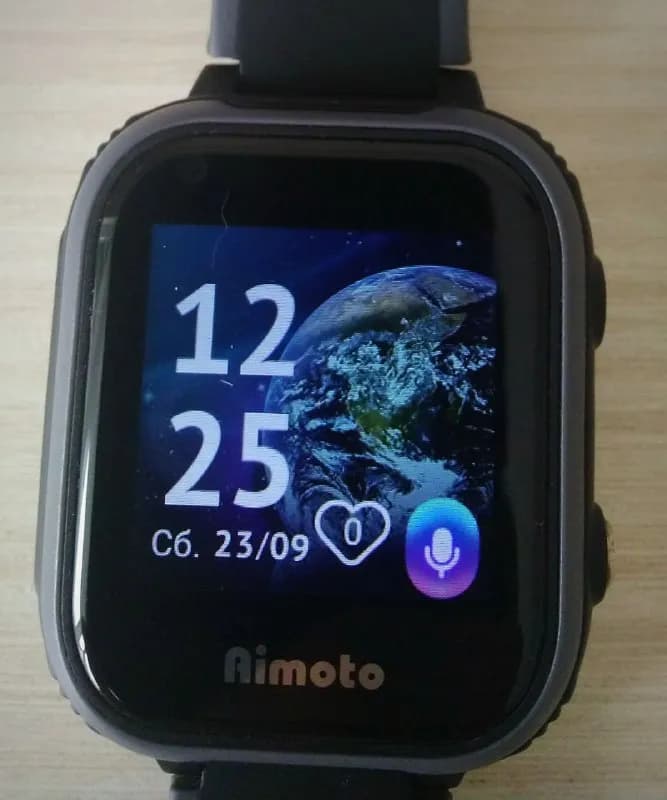 Aimoto Маруся IQ 4G, 1.44», черного цвета. — Тбилиси — 140 ₾