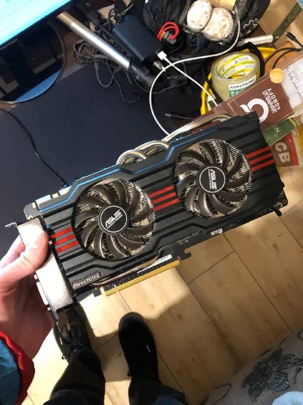 asus gtx770 2 gb. С двумя кабелями. 100 лари — Тбилиси — 100 ₾