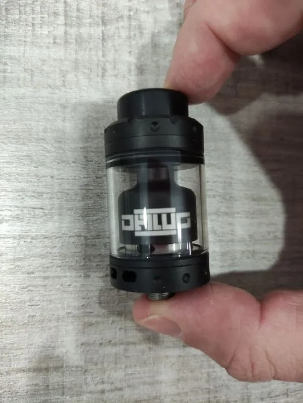 Asmodus VapersMD Dawg RTA (3,5 мл). Использовал мало. Давно лежит без дела. Все запчасти в комплекте — Тбилиси — 20 ₾
