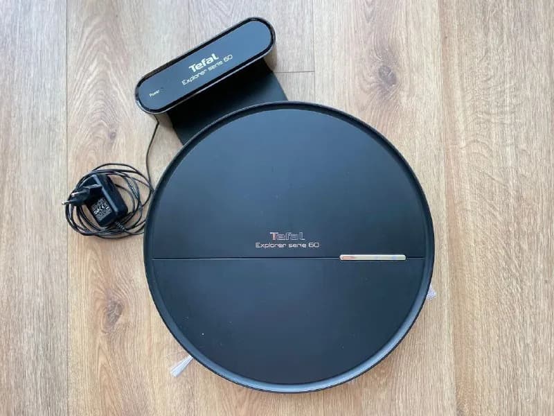 Tefal Explorer serie 60 — Тонкий, легко проникает под мебель. Автоматическая установка на зарядное у — Тбилиси — 300 ₾