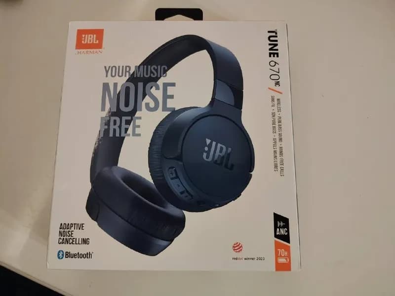 JBL Tune 670 новые в коробке, с гарантией — Батуми — 150 ₾