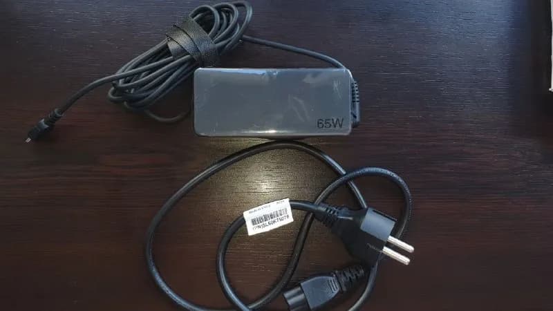 Lenovo мощностью 65 Вт с разъемом Type-C 🔌✨ — Тбилиси — 50 ₾