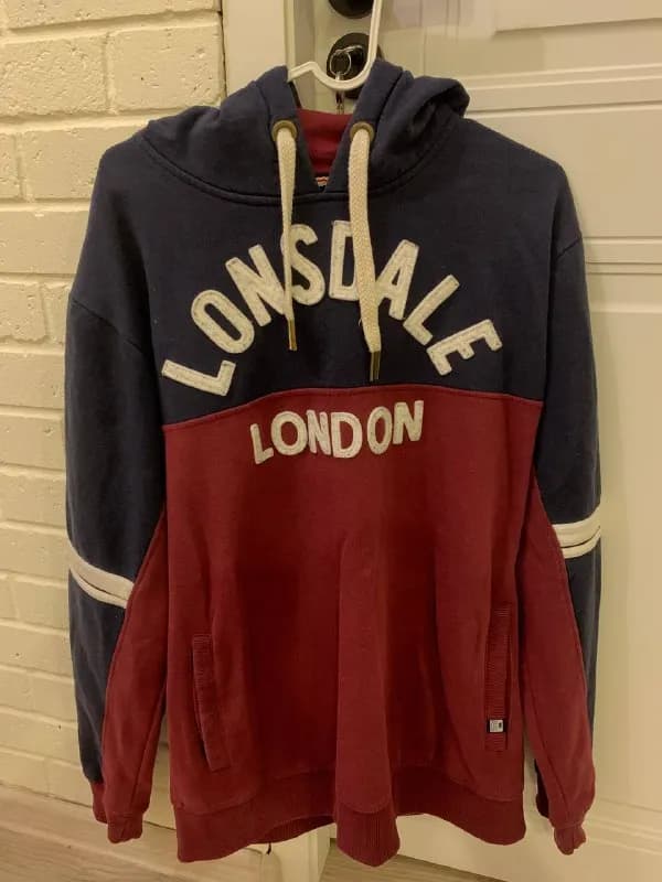 Lonsdale-90 лари, в отличном состоянии, размер L — Тбилиси — 90 ₾