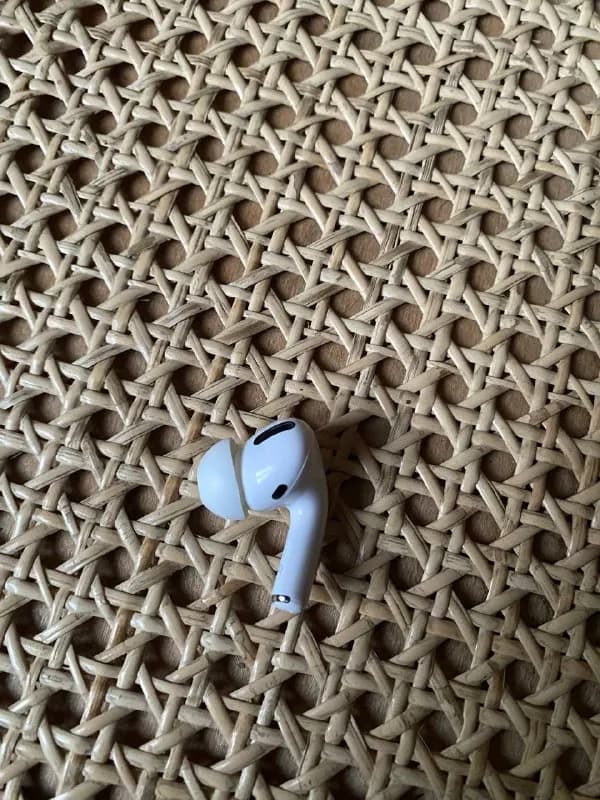 AirPods Pro — Тбилиси — 100 ₾