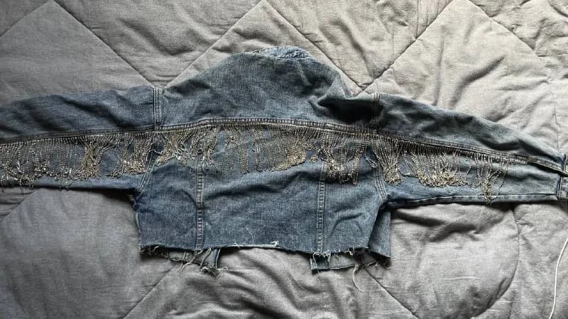 denim jacket with rhinestones 𓋚 — Тбилиси — 70 ₾