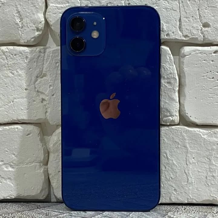 IPhone 12 синий. 128 гигабайтов, состояние хорошее. коробка к сожалению в другой стране. аккумулятор — Тбилиси — 1 150 ₾