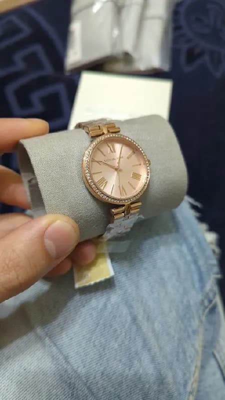 Michael KORS — 370 — Тбилиси