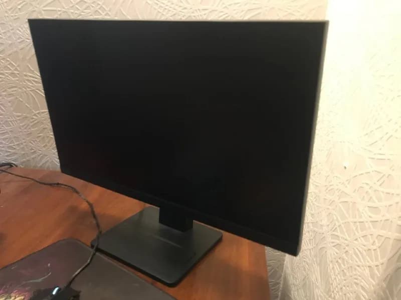 Lenovo ThinkVision E24-28. — Тбилиси — 550 ₾