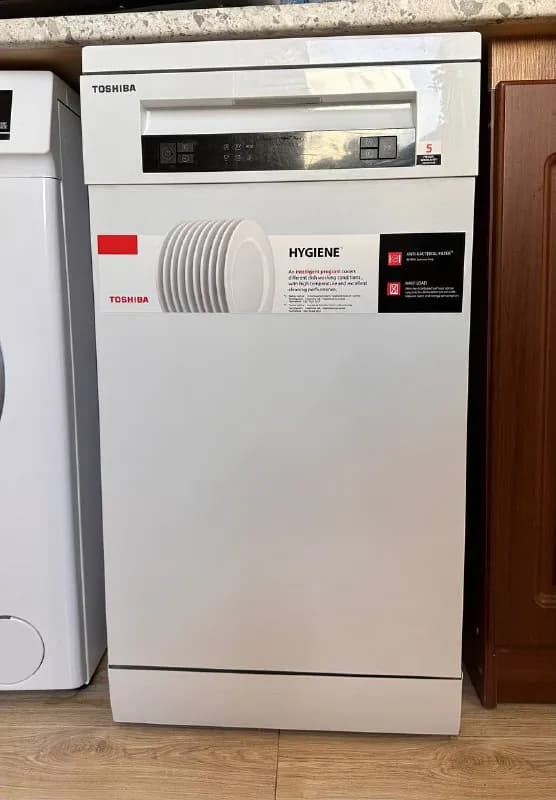 Toshiba 45 cm. Покупали год назад в магазине за 1000 с копейками. — Тбилиси