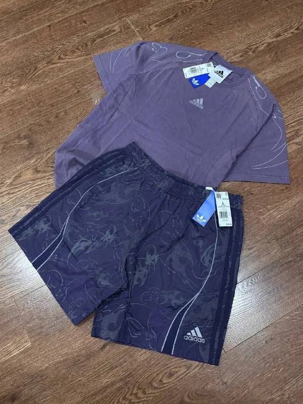 Adidas — Батуми — 230 ₾