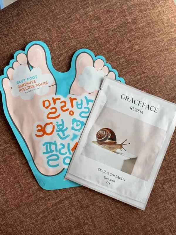 A’pieu Foot Peeling Mask — пилинг-носочки для мягких стоп — Батуми — 10 ₾