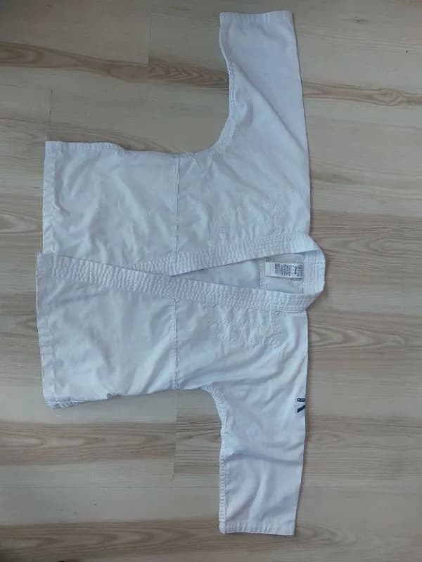 Decathlon) для борьбы на ребенка 7-8 лет — Батуми — 50 ₾