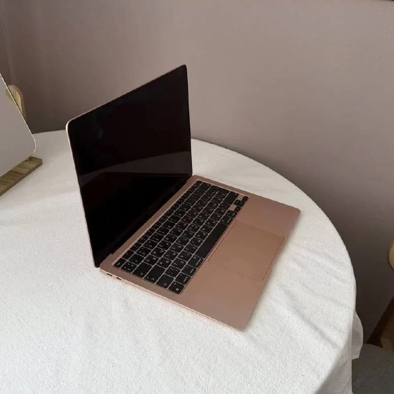 MacBook Air M1 2020 — Батуми — 1 150 ₾