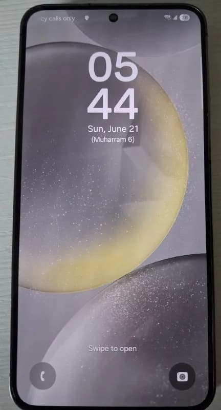 Samsung Galaxy S24 — 899 лари — Батуми — 899 ₾