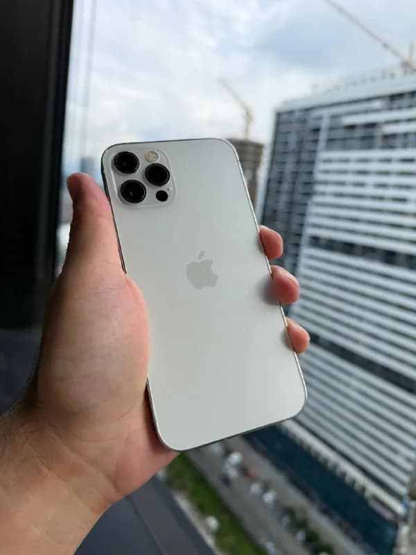 iPhone 12 Pro White 256 GB — Батуми — 700 ₾
