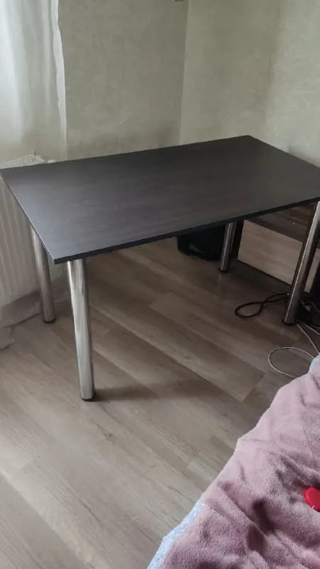 70×120 в идеальном состоянии. Удобен в транспортировке: ножки легко откручиваются. — Тбилиси — 100 ₾