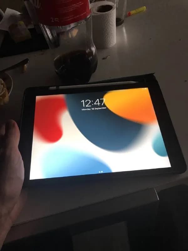 iPad 8 gen 32 гб wifi — Тбилиси — 700 ₾