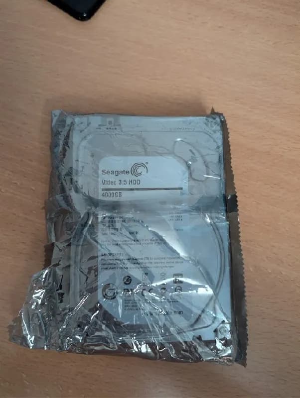 Seagate на 4 ТБ! 🔥 Диск в заводской упаковке, не вскрывался 🛡 Отличный и надежный вариант для ПК, — Тбилиси — 370 ₾