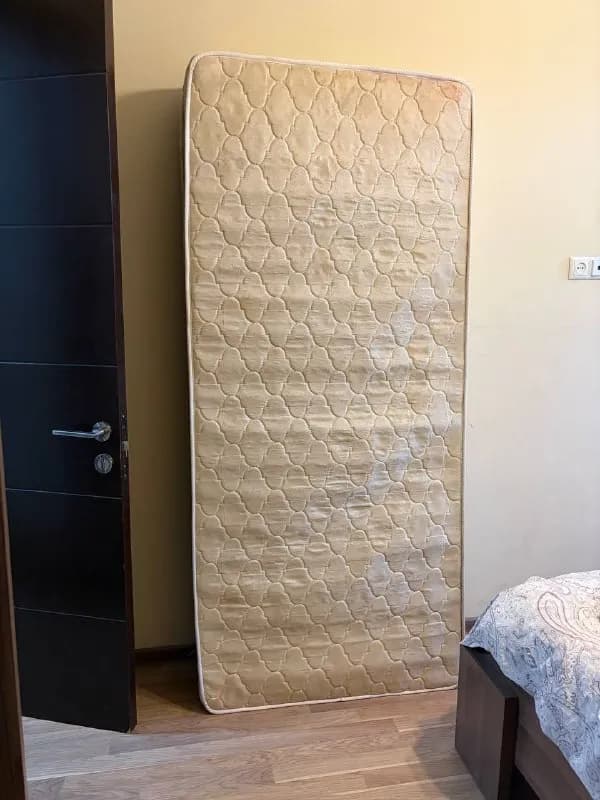 200*90*20, 20 лари — Тбилиси — 20 ₾