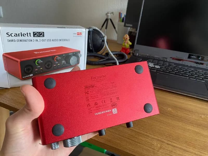 focusrite scarlett 2i2 даже пленка не снятая, чек есть — Тбилиси — 400 ₾