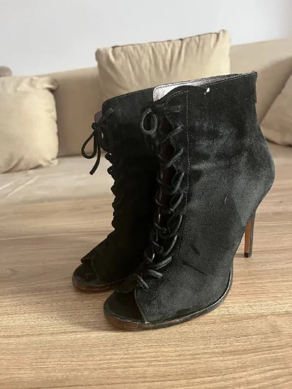 high heels, 36 размер (23 см) — 40 лари — Тбилиси — 40 ₾