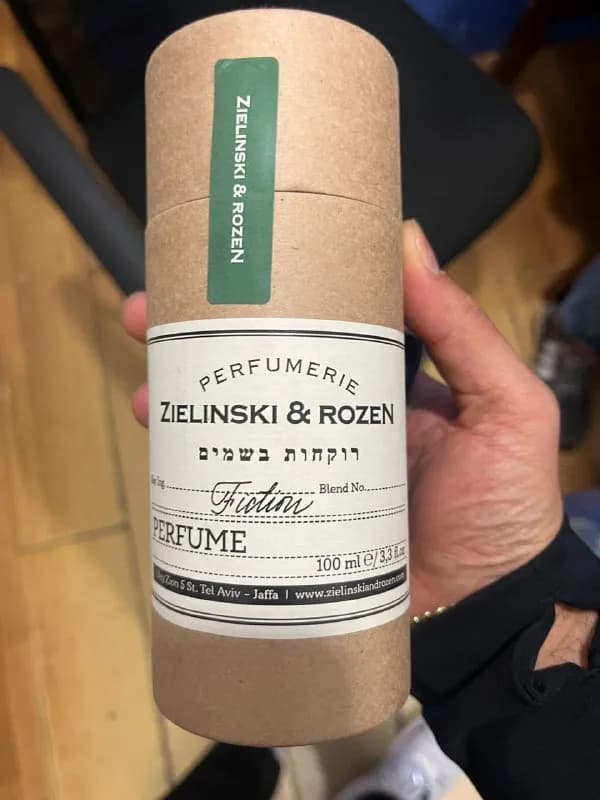 Zielinski Rozen fiction 100ml. — Тбилиси — 300 ₾