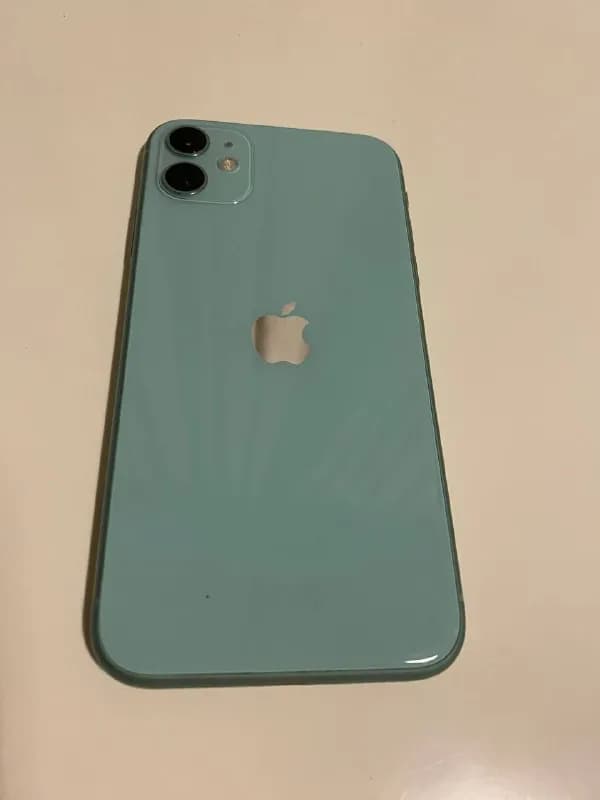 iPhone 11 салатового цвета — Тбилиси — 350 $