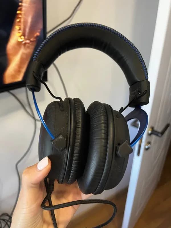 HyperX Cloud Wired Over-ear Black-Blue — Тбилиси — 100 ₾