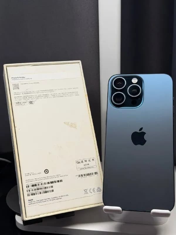 iphone 15 pro max 256, Blue Titanium. Модель A3108 Китай, две физические сим-карты. По технике всё и — Батуми — 1 750 ₾
