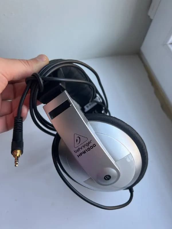Behringer HPM 1000 — Тбилиси — 100 030 ₾