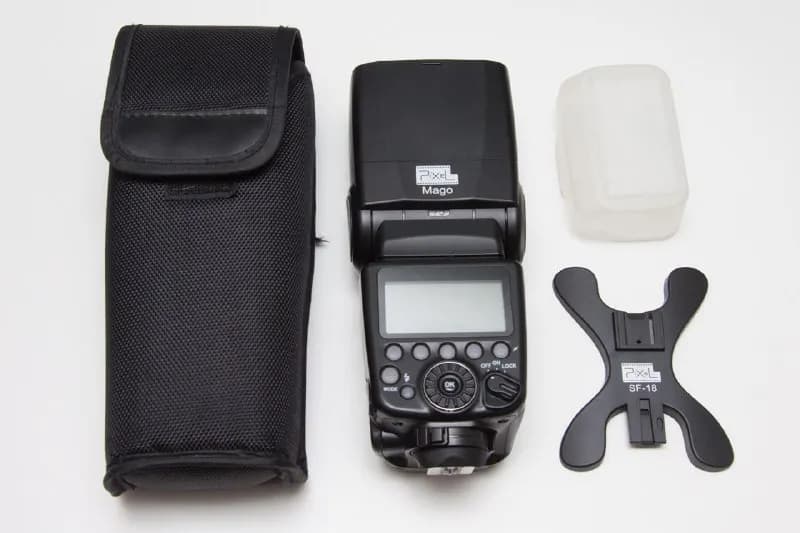 2. YongNuo Speedlite YN968EX-RT для Canon, новая лампа, с чехлом и подставкой — 200л — Тбилиси