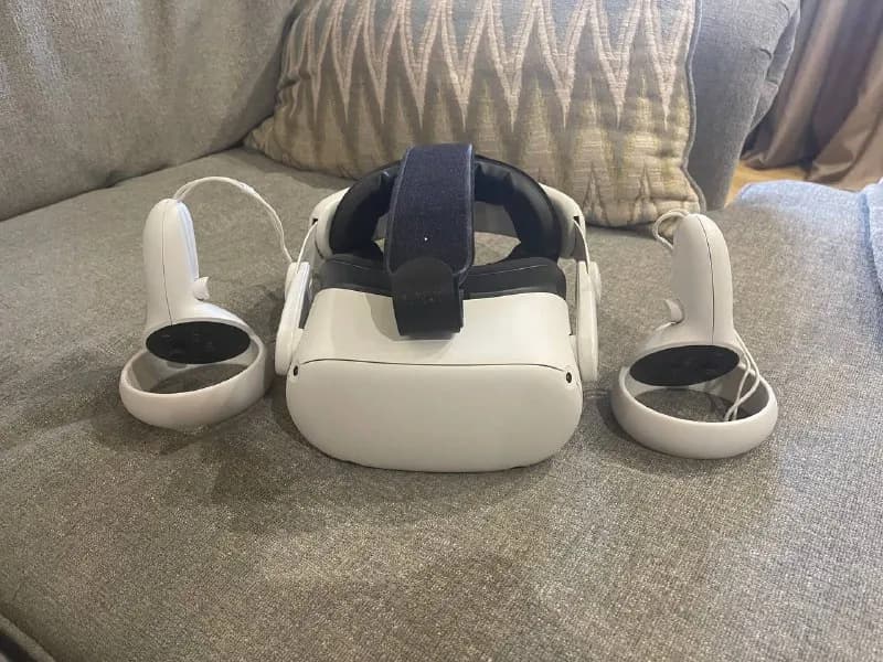 Oculus quest 2 с доп креплением 850 лари — Тбилиси — 850 ₾