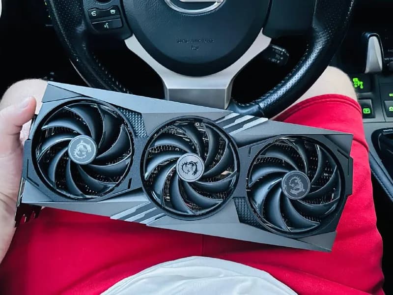 RTX 4090 MSI Gaming Trio 24GB GDDR6X. В идеальном состоянии. Практический новый. Цена 4800 лари. Тор — Тбилиси — 4,800 ₾