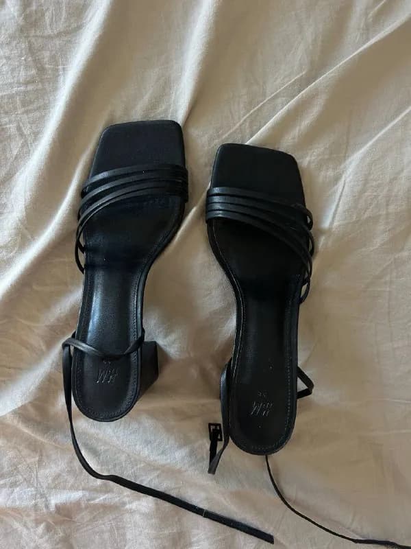 h$m — Тбилиси — 30 ₾