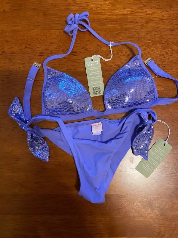 40 (XS-S), 30 лари — Тбилиси — 30 ₾