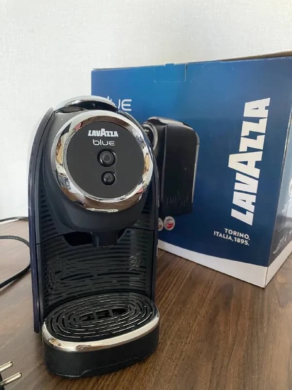 LAVAZZA BLUE. Состояние отличное, обслуживали регулярно, покупали специальную жидкость для очистки. — Тбилиси — 270 ₾