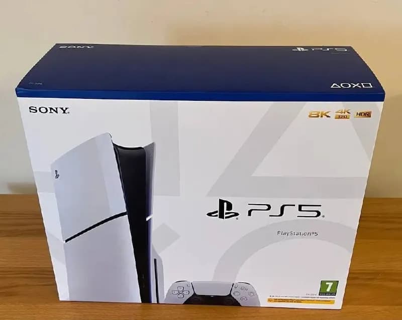 PlayStation пять slim 1 ТБ состояние как новая с коробкой документами вес комплект 1200 лари — Батуми — 1,200 ₾