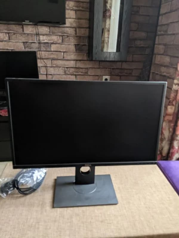 Dell p2717h 27» 1920×1080 — Тбилиси — 320 ₾