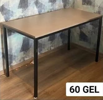 1) Стол рабочий (120×75 см) — 60 GEL — Тбилиси — 60 ₾