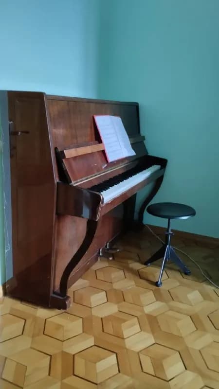 200 GEL. Помогу найти грузчиков. — Тбилиси — 200 ₾