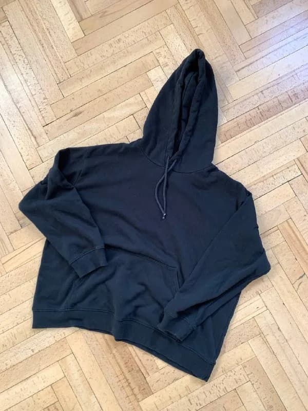 h&m черная xl — Тбилиси — 15 ₾