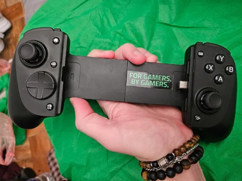 Razer Kishi V3 Pro геймпад для смартфона Android iPhone USB-C ПК — Тбилиси