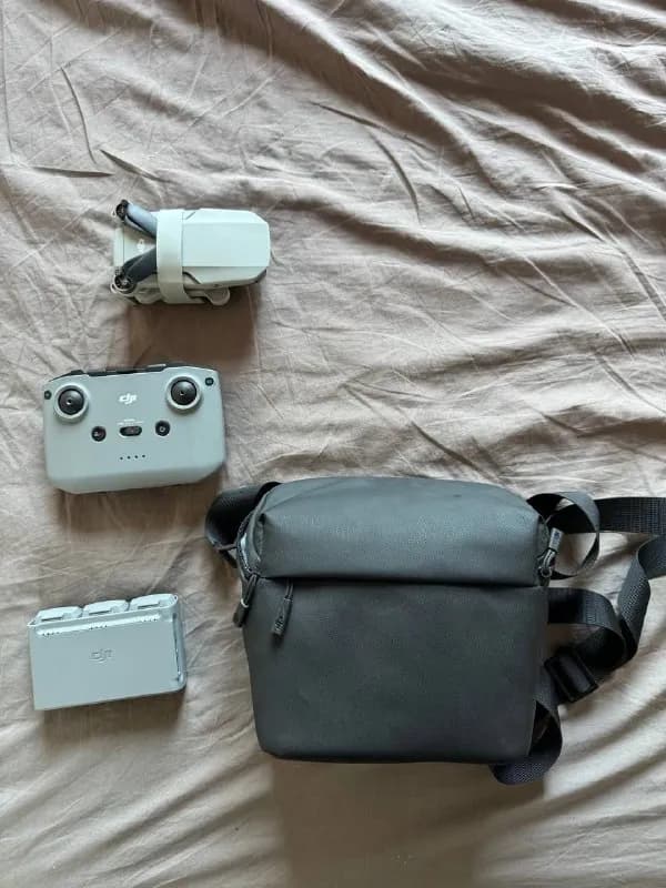 DJI mini 2 fly more combo — дрон, пульт, три аккумулятора с док станцией для зарядки и карту памяти — Тбилиси — 1 300 ₾