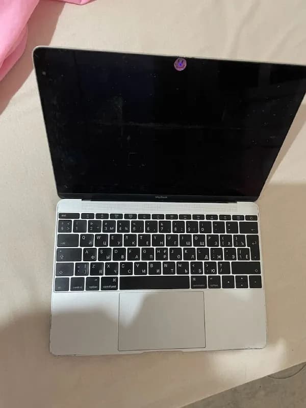 Macbook 600 GEL — Тбилиси — 600 ₾