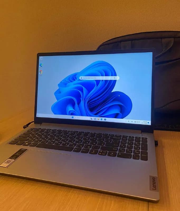 Lenovo IdeaPad 1. Состояние идельное. В использовании пару месяцев. Покупался как дополнительный ком — Тбилиси — 1 099 ₾